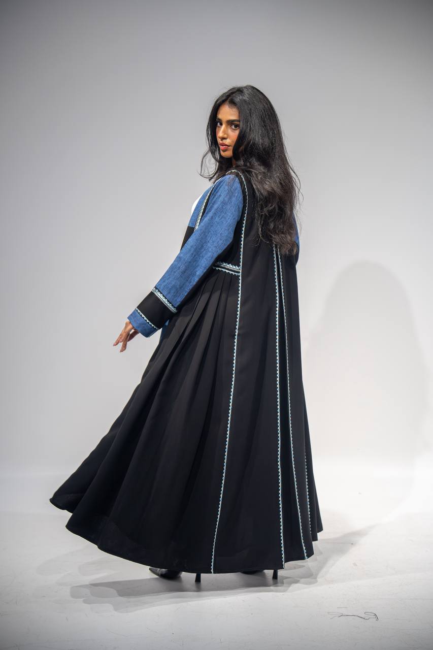 Black crepe abaya with blue linen, with embroidery. C:6672