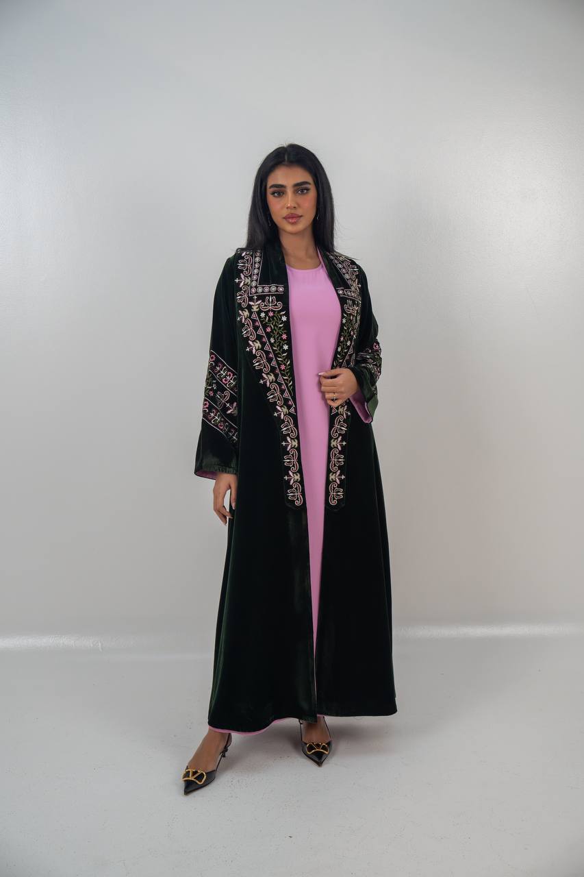 Embroidered velvet abaya, olive green. C:6708