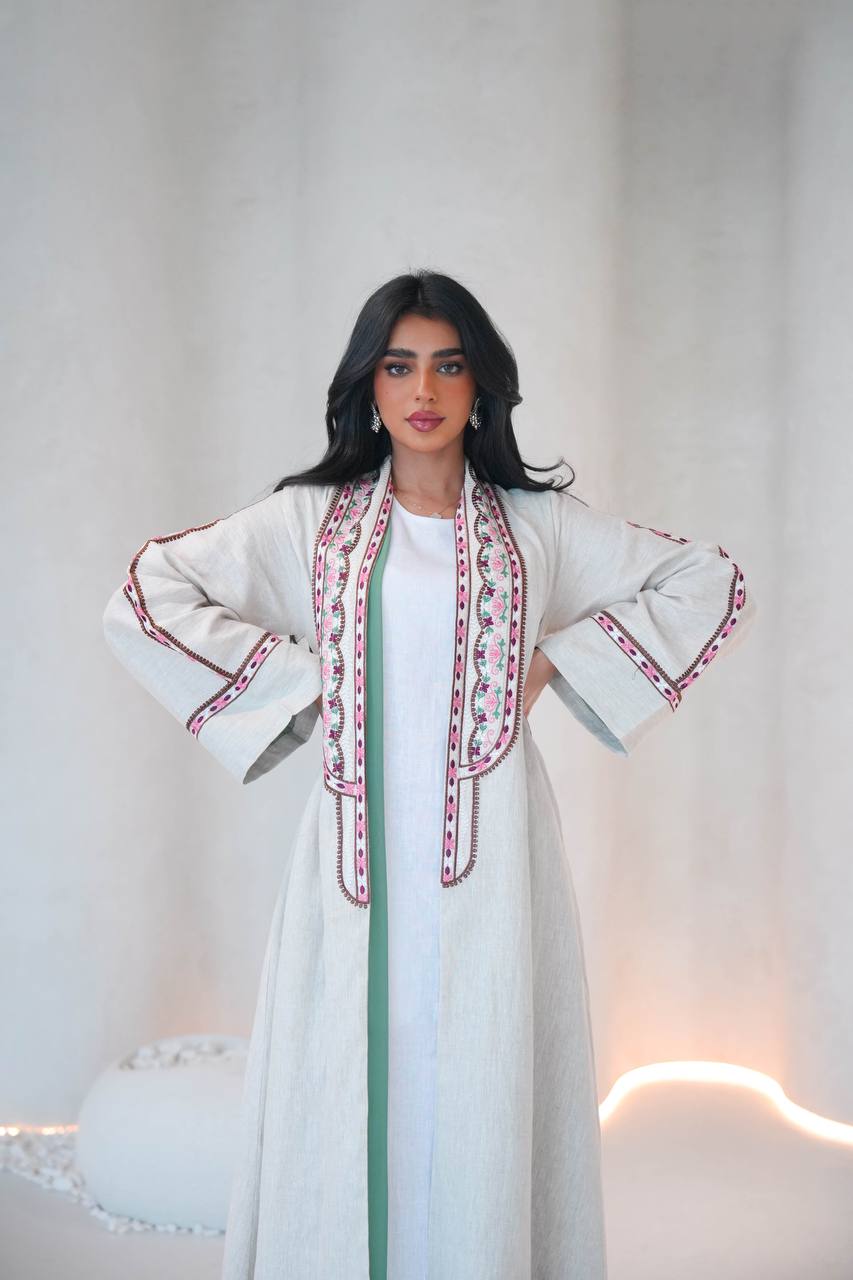 Linen abaya in light beige with embroidery C:6608
