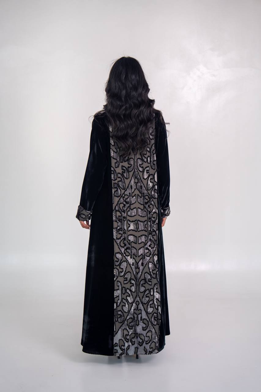 Black velvet abaya. C:6713