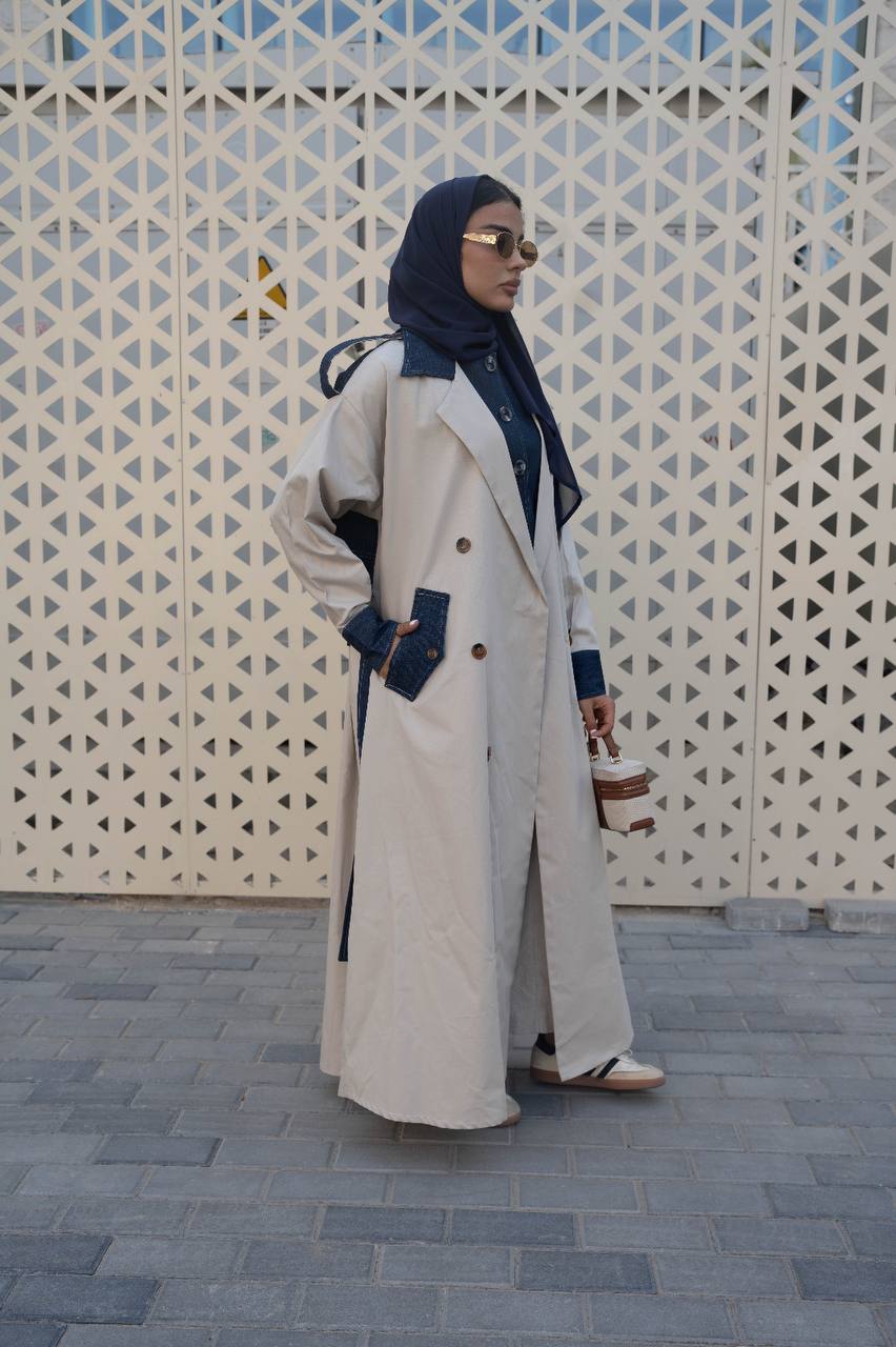 Trench coat with vest and pants, in beige with jeans C:6555