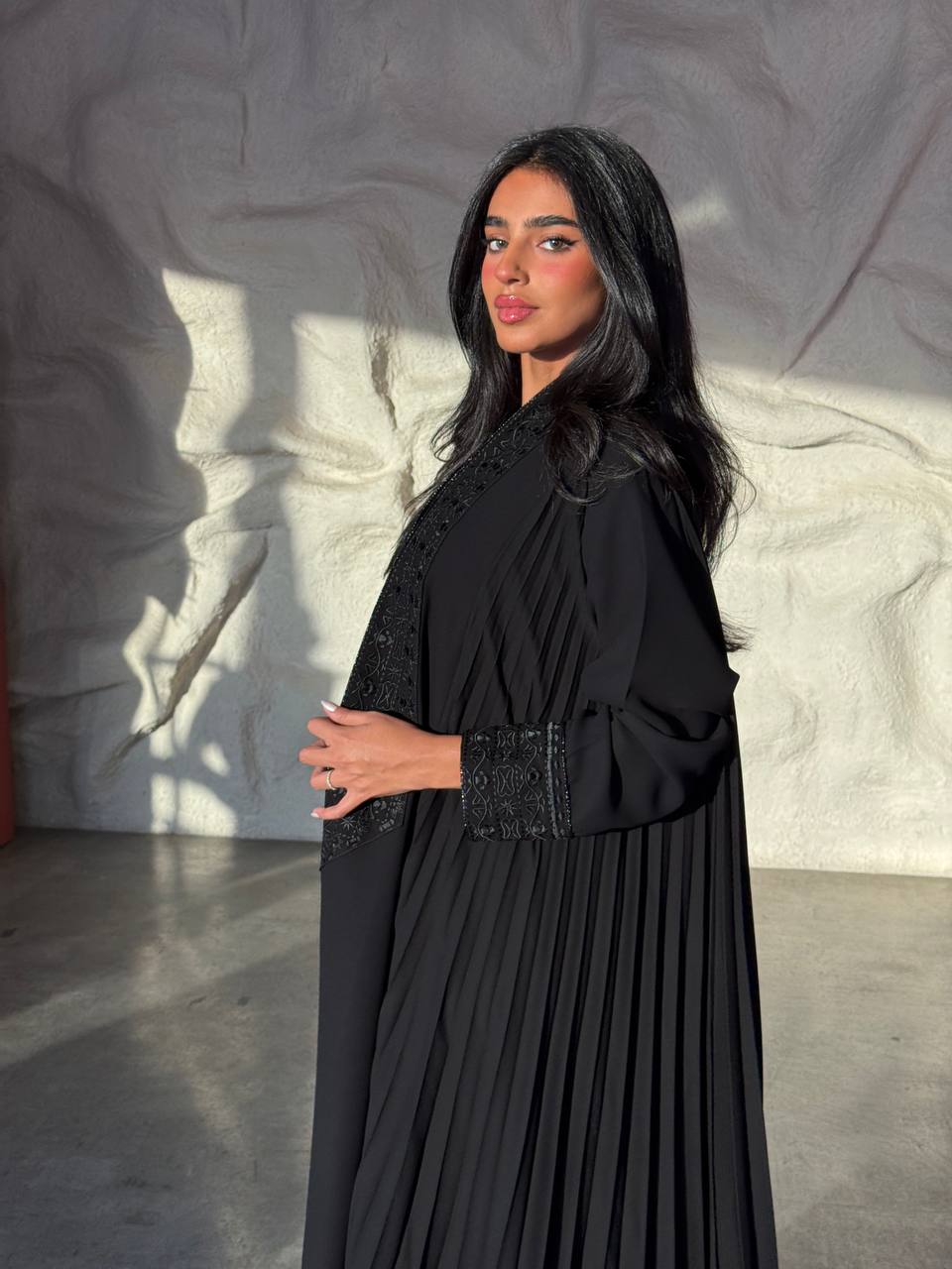 Crepe abaya with blouse and pants, in black.C:6659 Set