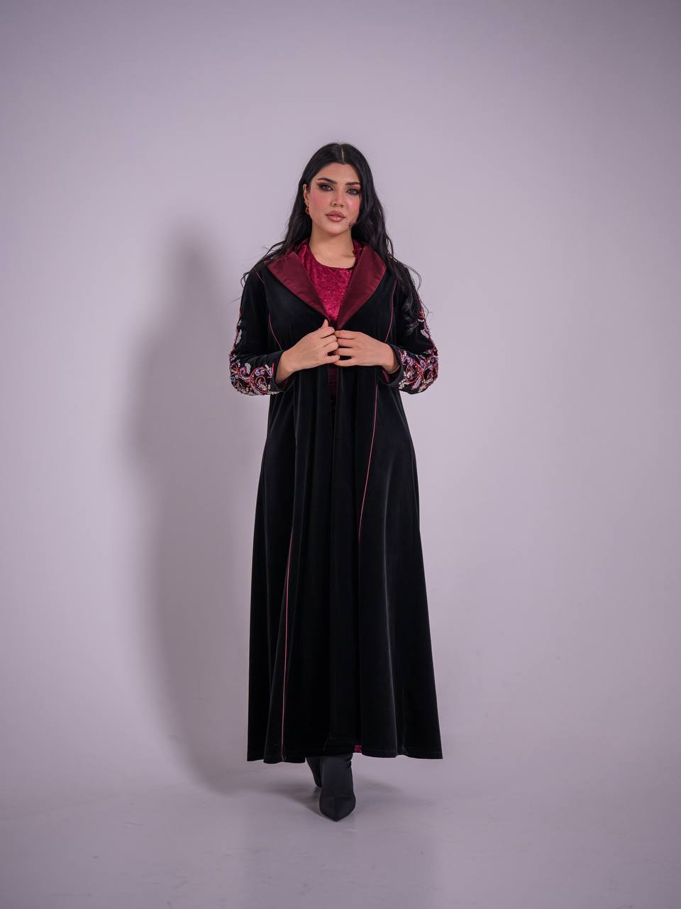 Black velvet blazer abaya with hand-stitched details. C:6735