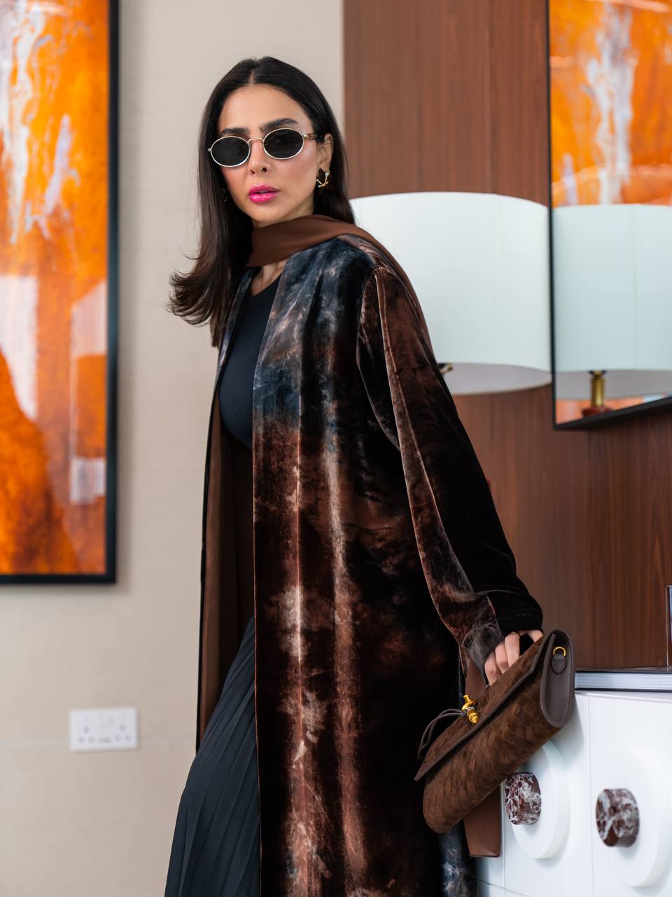 Abaya made of patterned velvet. C:6739