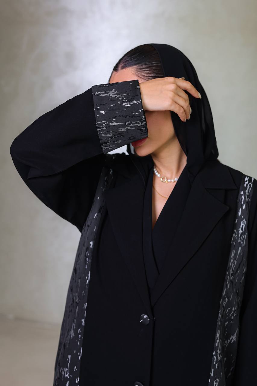 ‏Black crepe abaya with jacquard C:6677