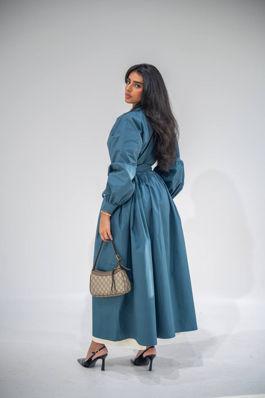 Free size trench coat in blue. C:6685 Blue