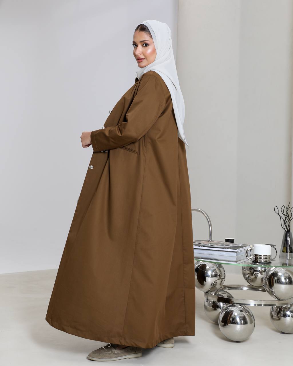 Stylish trench coat in honey brown 6657